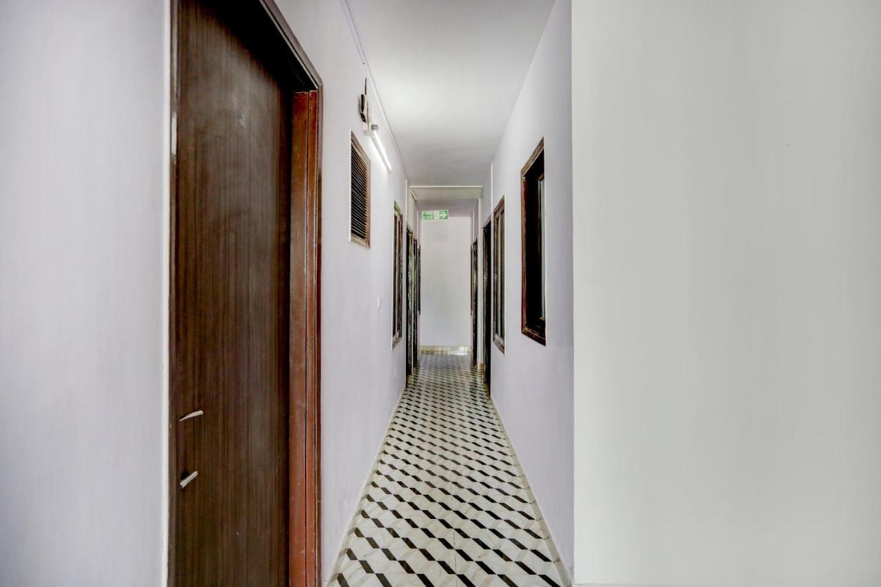 Hotel O Blissbourn Nowe Delhi Zewnętrze zdjęcie
