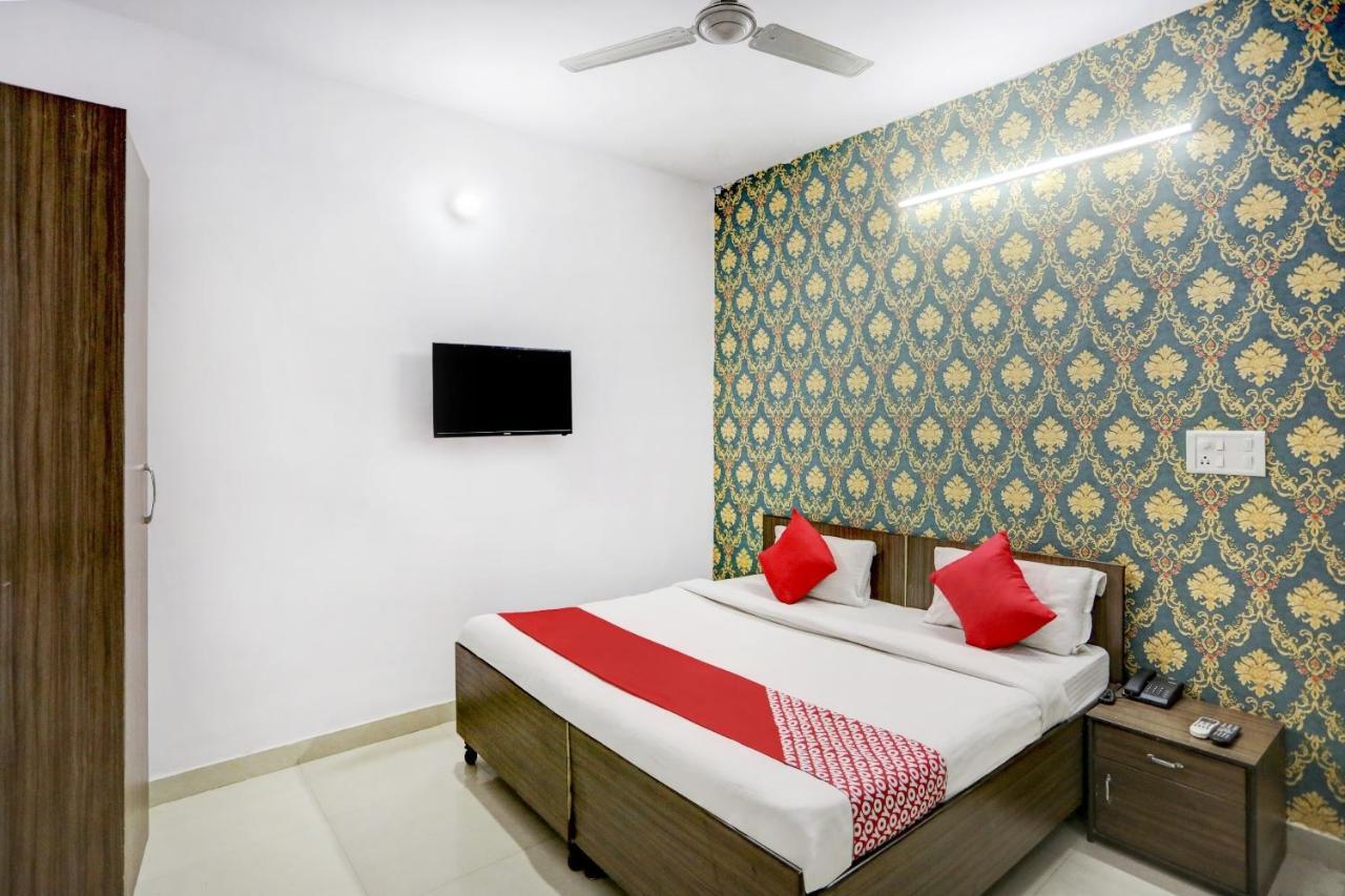 Hotel O Blissbourn Nowe Delhi Zewnętrze zdjęcie